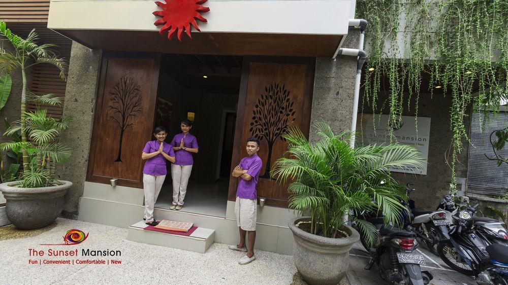 Aparthotel Swiss-Belcourt Sunset à Seminyak Extérieur photo